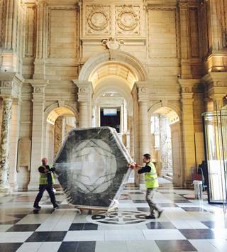 Elytra Filament Pavilion arriving at the V&A, 2016. © Victoria and Albert Museum, London